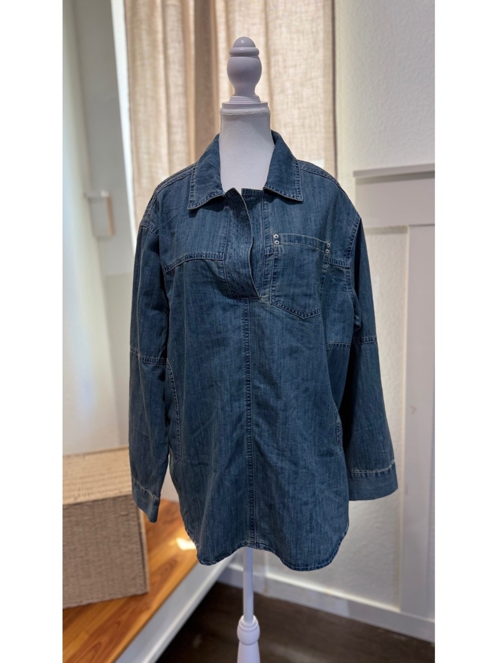 Loveimgs Chambray Popover Tunic Top – NWT – Size XL